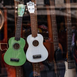 Gitara i ukulele - co wybrać?
